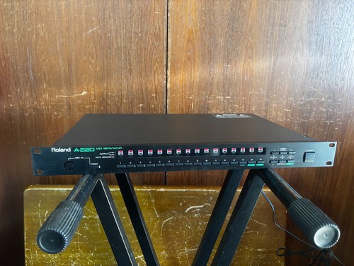 Roland 220 midi separator - a-220,