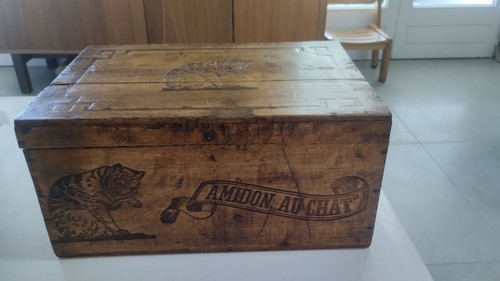Ancienne boîte publicitaire - boîte,