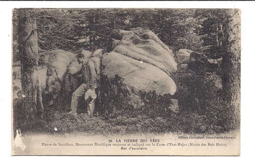 Pierre des fées monts - la,