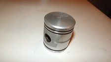 PEUGEOT 175 P109. Piston nu