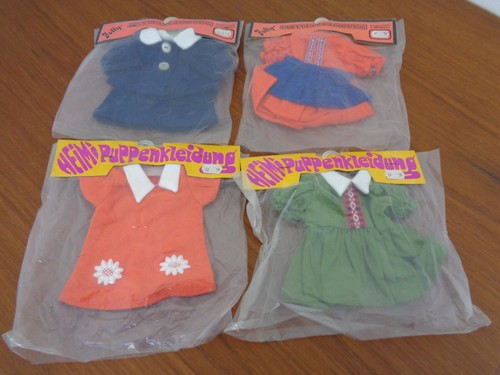 Vêtements poupée des - poupée,