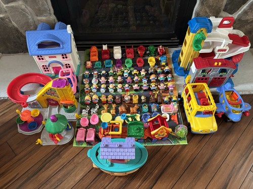 Little people house garage bus - house,