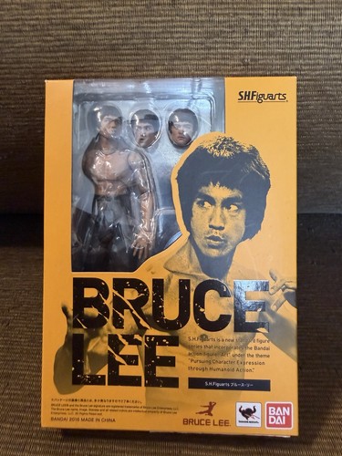 Two bruce lee - figure, sh