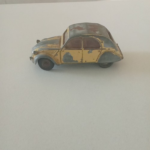 Dinky toys 2cv citroen 558 - dinky,
