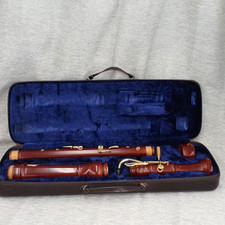 Magnétophone basse en bois