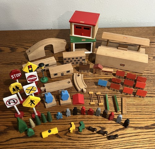 Vtg brio wooden train - ,