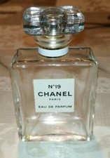 Flacon Eau De Parfum Chanel N°19  / 50 ml (VIDE)