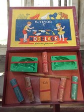 Jeu de modelage ancien France
