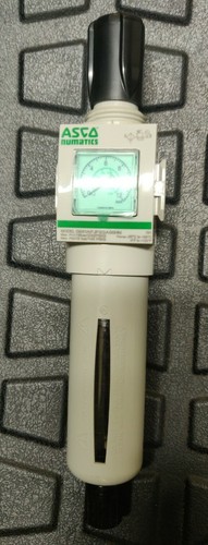 Filtre régulateur monobloc