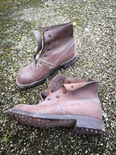 brodequins cuir fauve france libre cloutage allemand ww2 petite pointure 1939 45