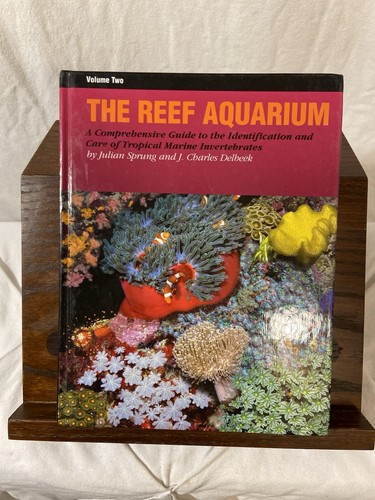 The reef aquarium volume by - reef,