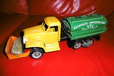 Camion citerne GMC de FRANCE JOUET Très bel état. Fonctionne.