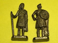 L25 - 2 Kinder Metal 1993  SCAME  Ecossais Dorés - K93 131  /  K93 132