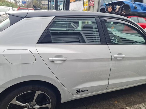 Porte arrière droit audi - audi, a1