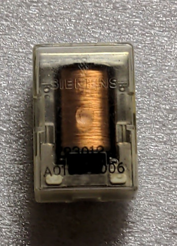 Relais siemens v23012 a0105 - relais,