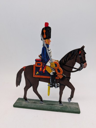105 figurine ancienne bois - 105,