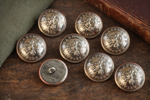 Lot boutons sapeurs pompiers - 7,