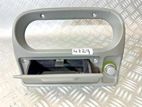 Platine porte cendrier prise - platine,