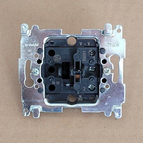 Arnould club 65001 1 - arnould,