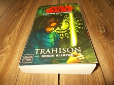 STAR WARS L'HERITAGE DE LA FORCE / TRAHISON / FLEUVE NOIR / TBE
