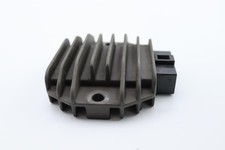 Régulateur YAMAHA 125 XMAX 2010 à 2012