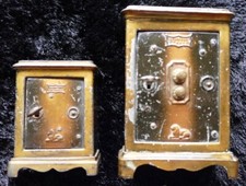 6 (Six)Tirelires Coffres-Forts