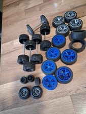 Meccano – Pieces , Lot De  Roues Pneus Voiture Camion , Divers 