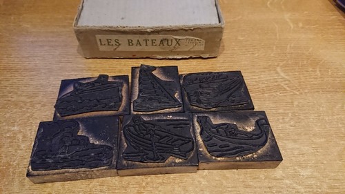 Boîte tampons scolaires - boîte,