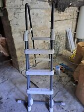 échelle piscine hors sol, 3