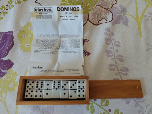 Ancien jeu dominos 28 - jeu,