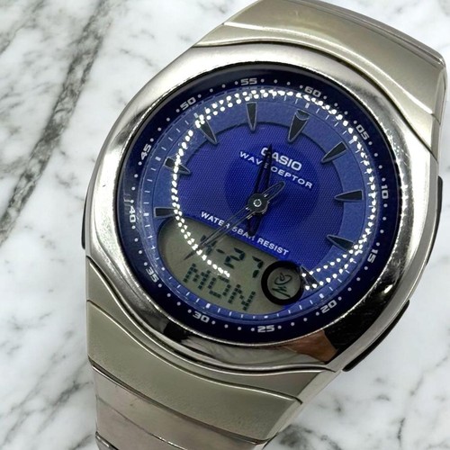 Montre numérique pour homme