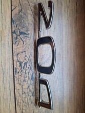  -Monogramme de capot Peugeot