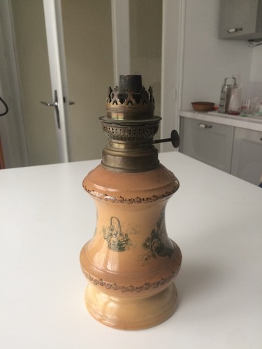 Lampe petrole ancienne - petrole, en