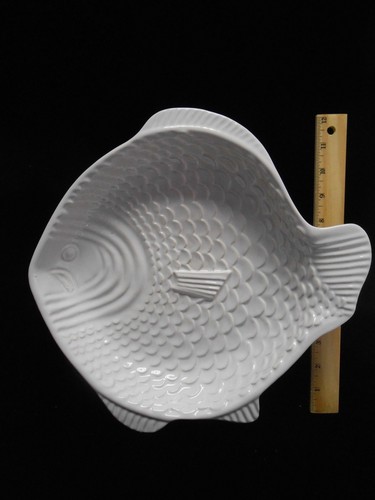 Deltis fish shaped casserole - deltis,