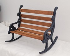 Ancien banc à bascule Miniature pour Poupée ou Déco, en Fonte et bois de  24cm 