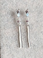 Belles et rares boucles d'oreilles pendantes pour oreilles percées de Satellite 
