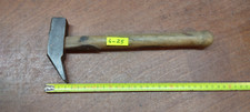 Outil ancien marteau arrache - outil,