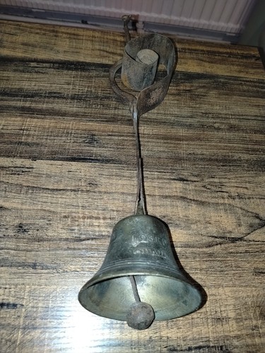 Rare cloche bronze art - cloche,