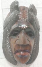 masque en bois représentant probablement un indien ,hauteur :25 cm