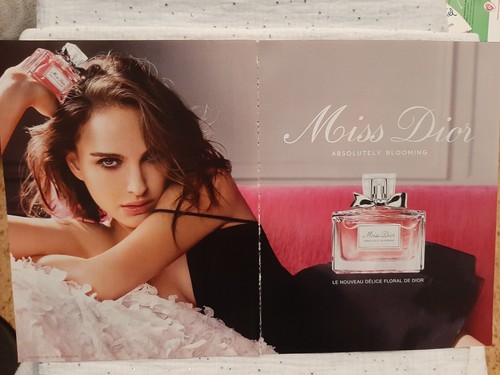 Publicité papier parfum - papier,