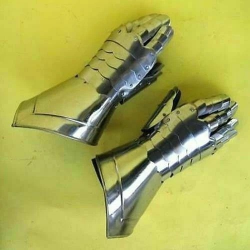 Paire gantelets armure - de,