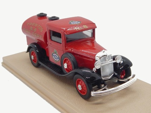 Ford 1934 citerne pompiers - v8,