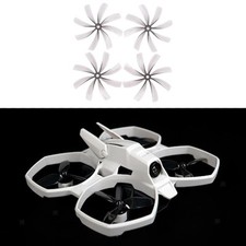 Lot de 4 hélices pour avion