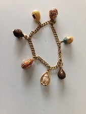 Bracelet  plaqué or œufs émaillés  expo New York 2012 Fabergé