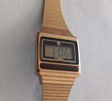 Rare vintage Timex Q Femme Ton