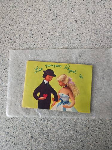 Petit catalogue poupées les