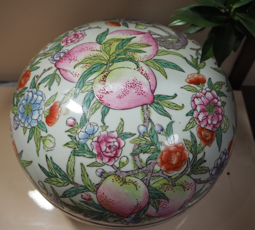 Chinese famille rose sweetmeat - rose,