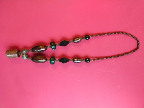 Collier grosses perles - de,