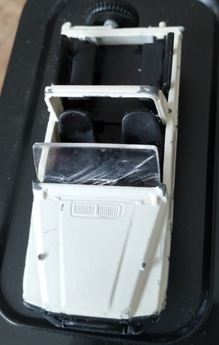 Ancienne voiture solido - ancienne,