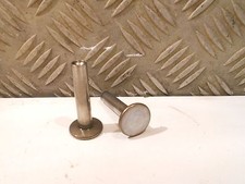 Briggs et Stratton 17,5 Hp OHV mod 31G777 - Poussoirs admission / échappement